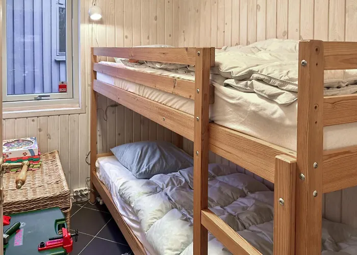 3 Bedroom In Holiday home
